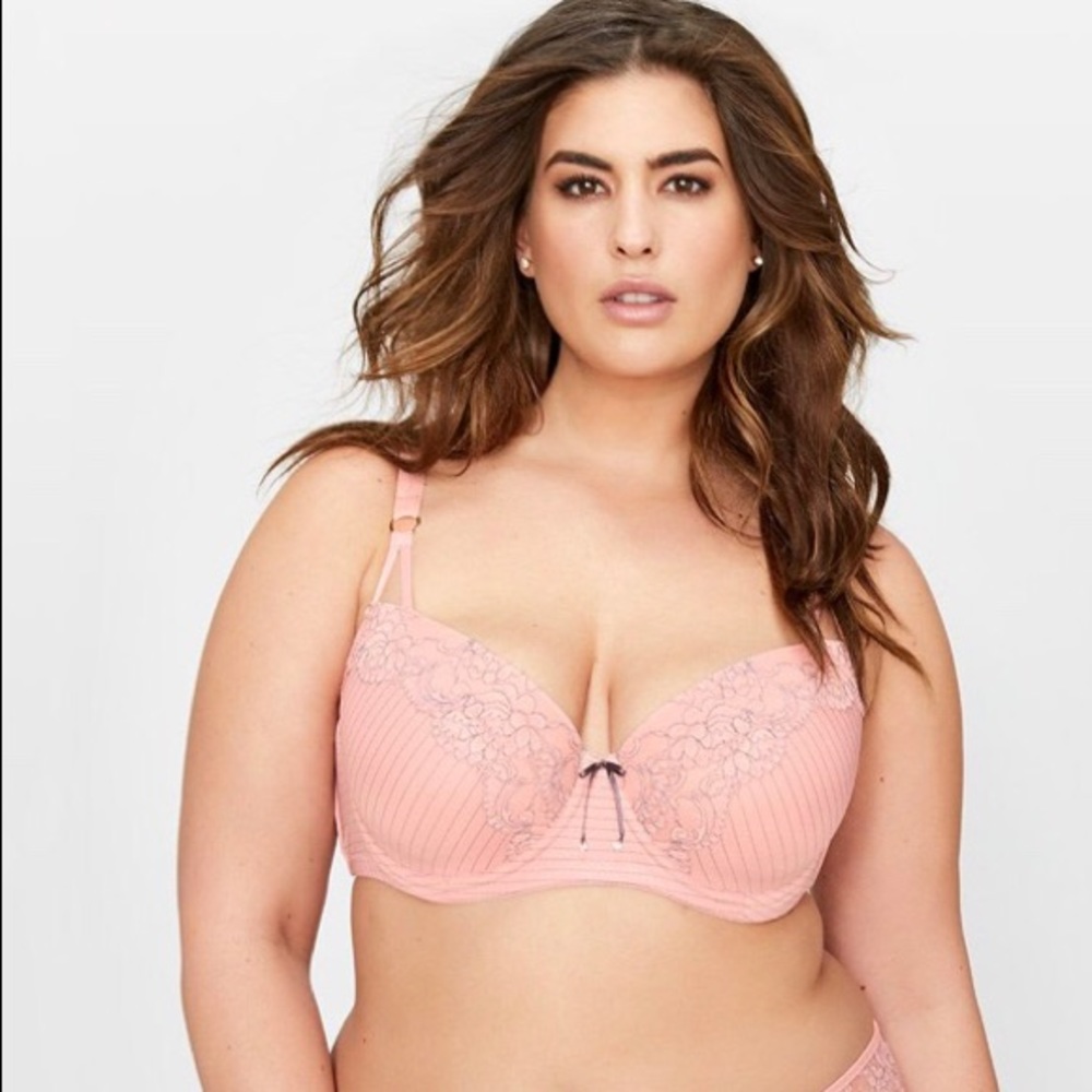 Ashley Graham Mellow Rose Showstopper Bra